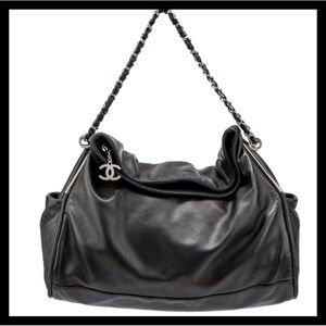 CHANEL Classic Black Leather Shoulder Bag